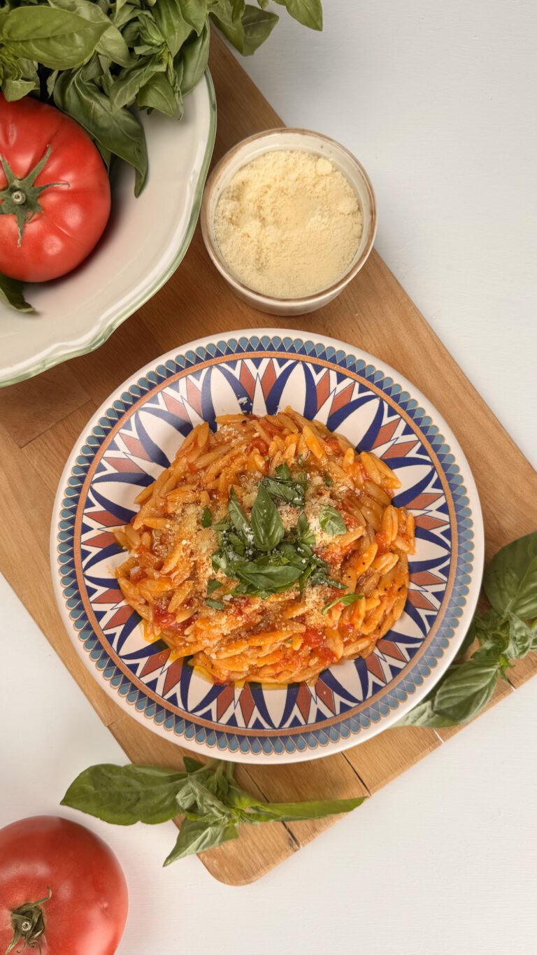 Domatesli Orzo